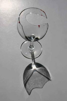 Zerbrochen - Maria grafikecetera - auf - Array - Zerbrochen - Maria grafikecetera - auf - Array -